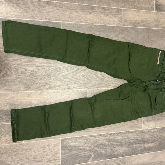 Large Lot of Men’s Diesel Jeans (Used)